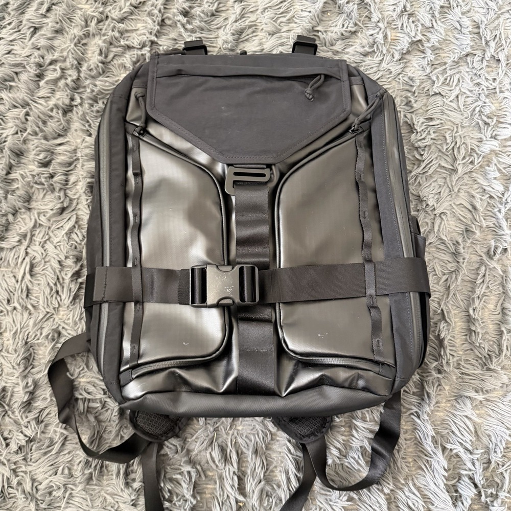 Nectrum Vanta 22 Robic EDC Backpack Black RFID Wing System Excellent Condition